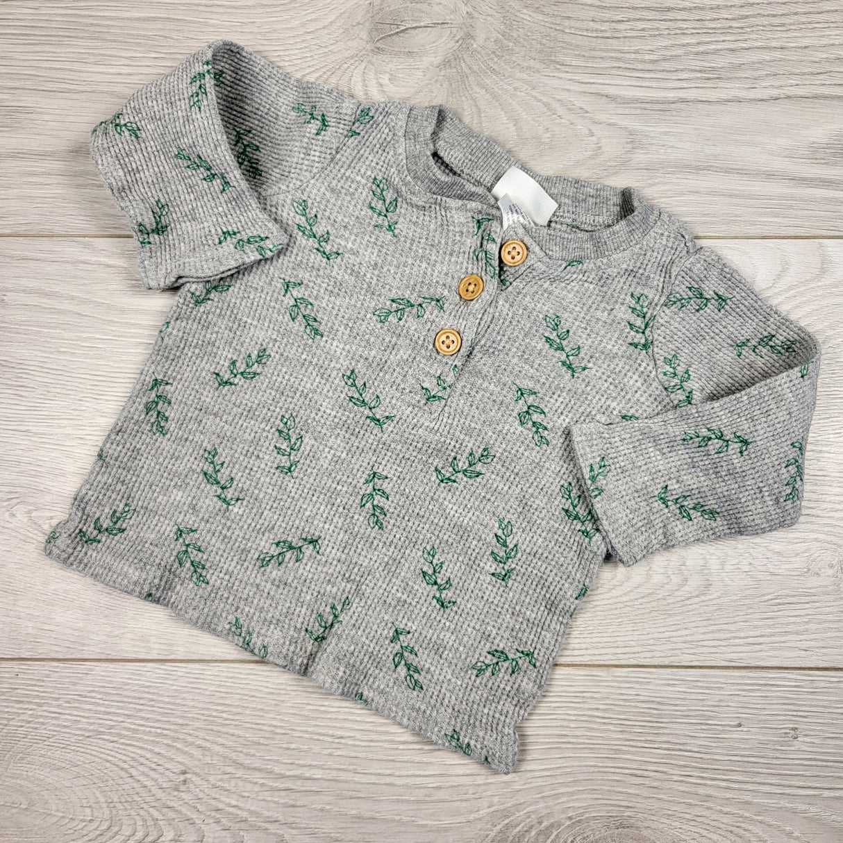 Indigo grey waffle knit top with plants. Size 3-6 months