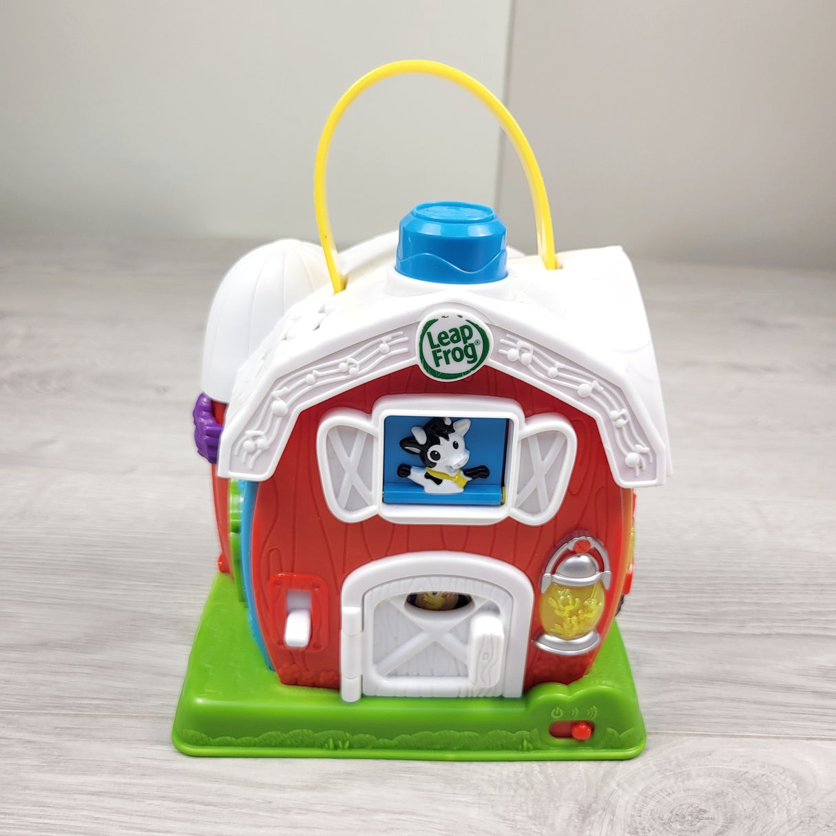 LeapFrog Sing & Play Farm interactive toy (sorry, no shipping)