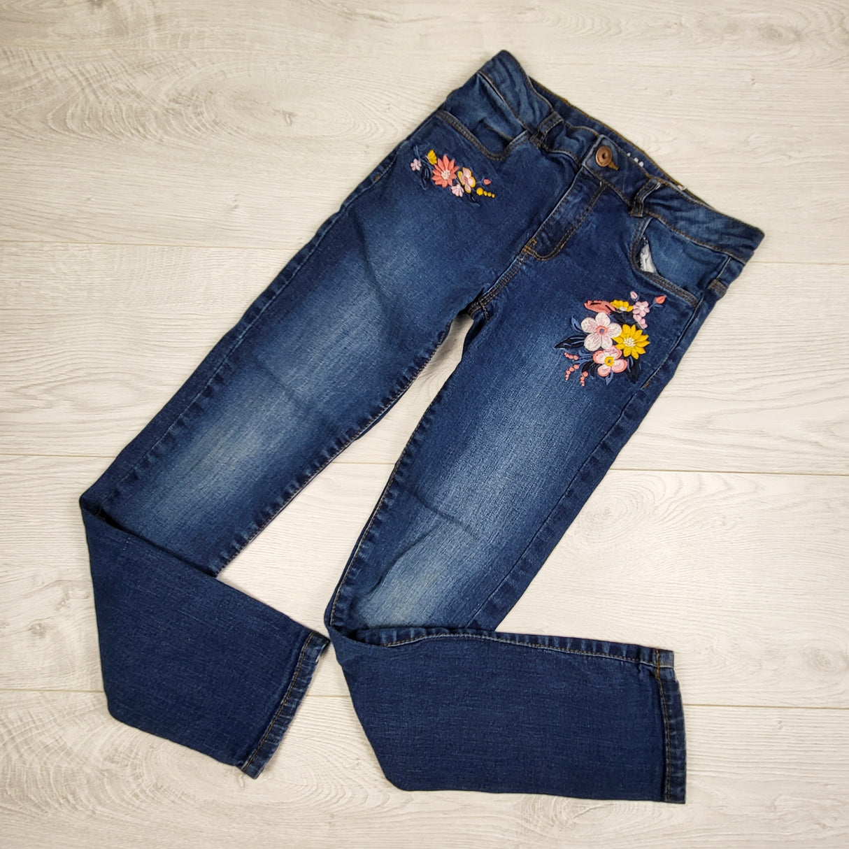 Vertbaudet slim fit floral embroidered jeans. Size 10
