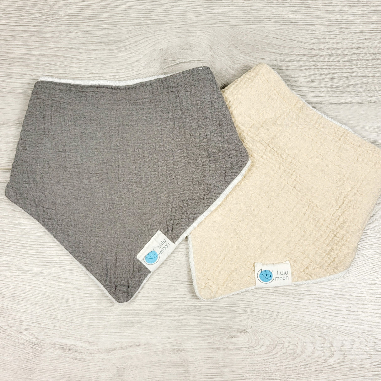 Lulu Moon 2pc muslin bib set. Very good condition