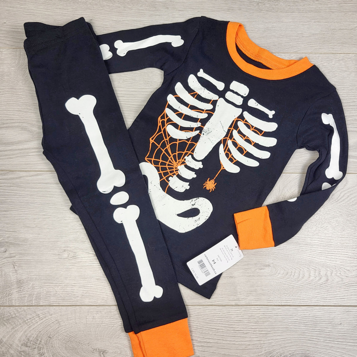 NEW - Carters 2pc Halloween PJs. Size 2T