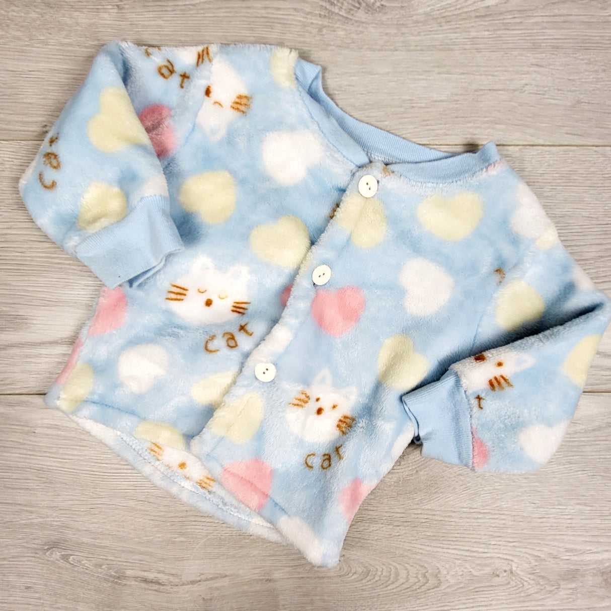 Timbo Dino plush button down short with cats. Size 1 Year