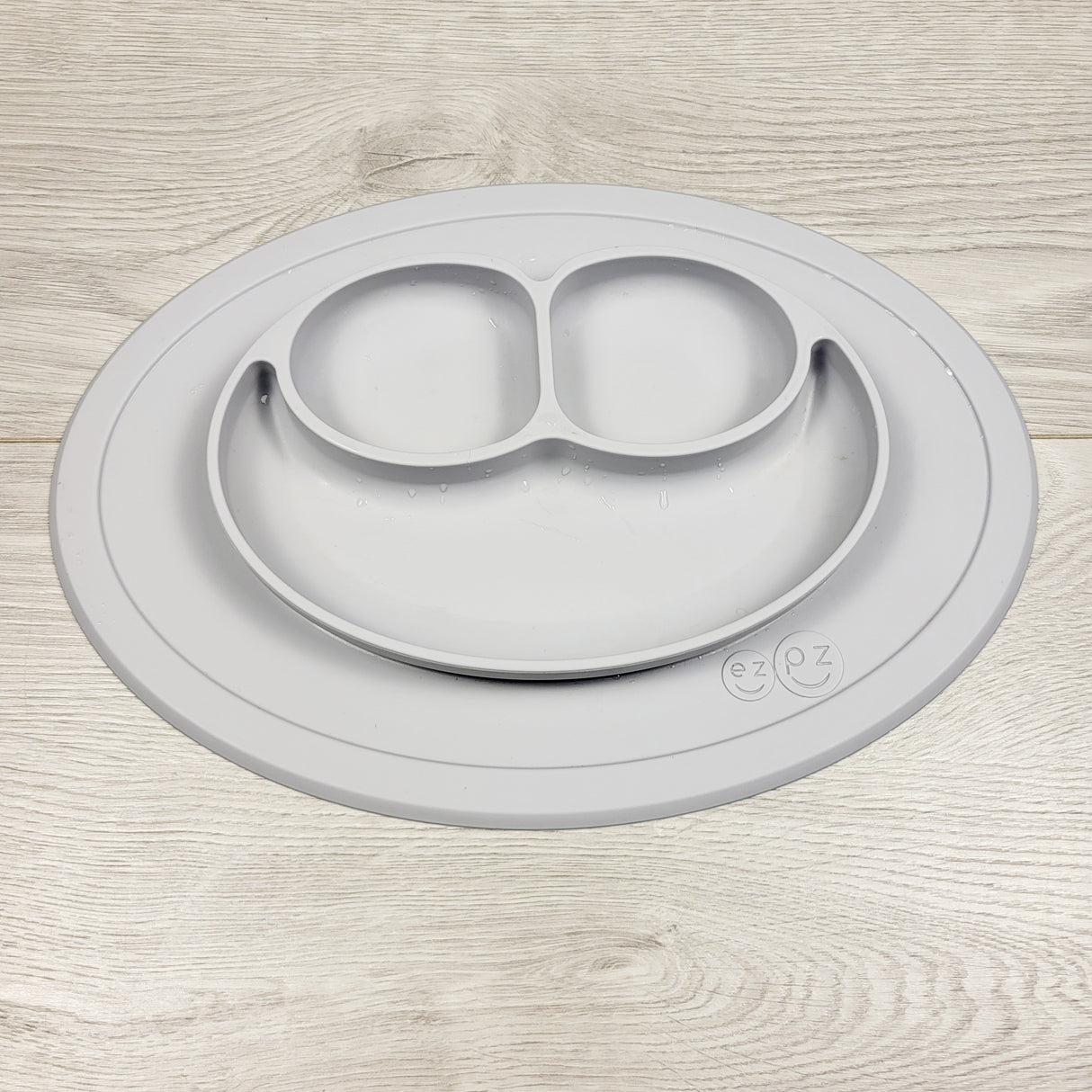 EZ PZ grey mini silicone mat