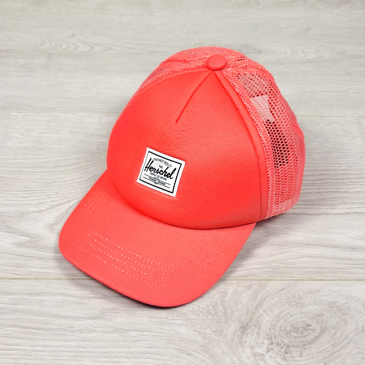 Herschel Supply Co. Whaler Mesh Snapback Cap - infant sized