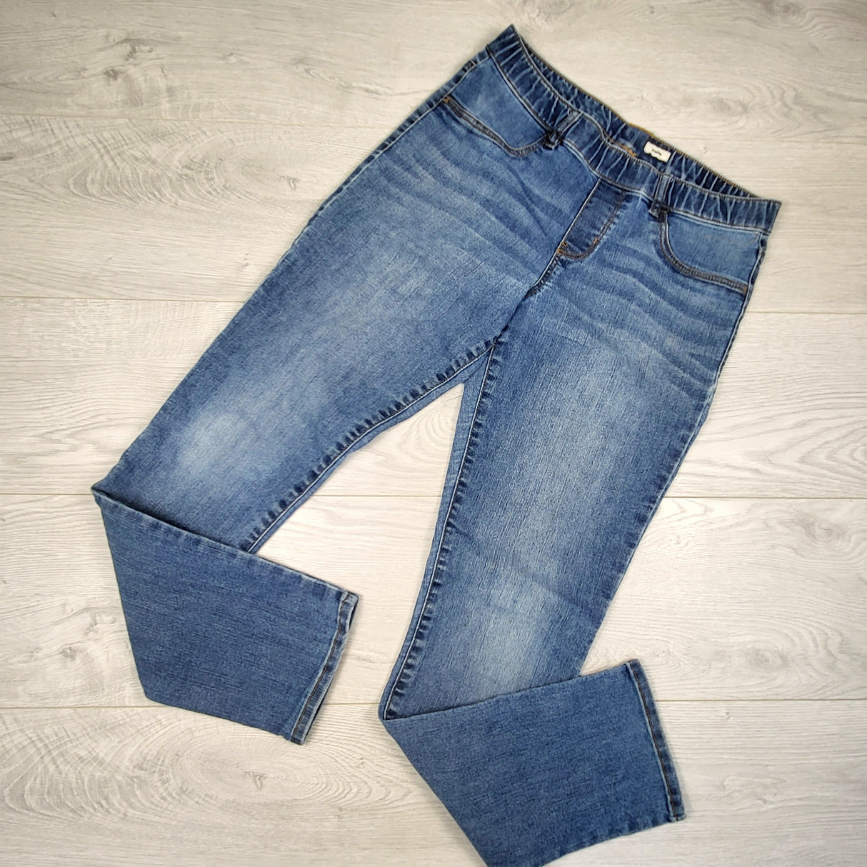 Oshkosh denim jeggings. Size 14