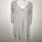 Jessica Simpson knit maternity top. Size Small