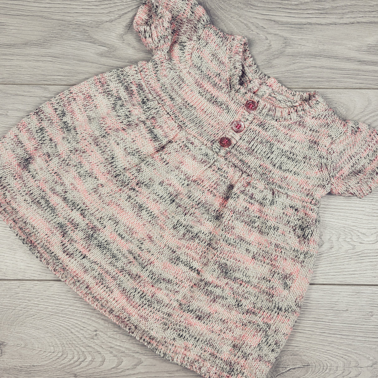George heathered knit sweater dress with gold sparkle threading. Size 0-3 months