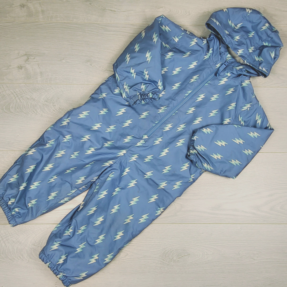 Joe blue fleece lined rain suit with lightening bolts. Size 2T - AS IS