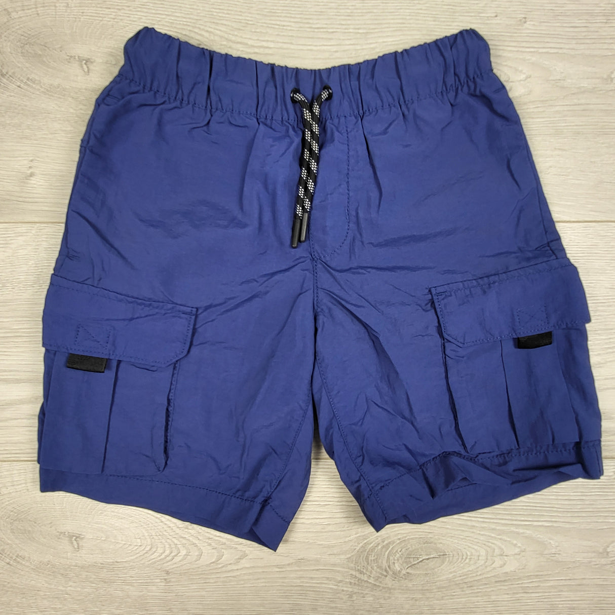 Old Navy blue hybrid shorts. Size 8