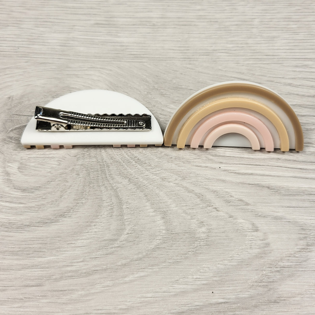 Pink and beige rainbow clips