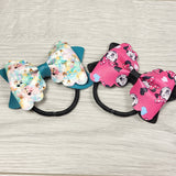 Faux leather Minnie Mouse bow elastics (2pcs)