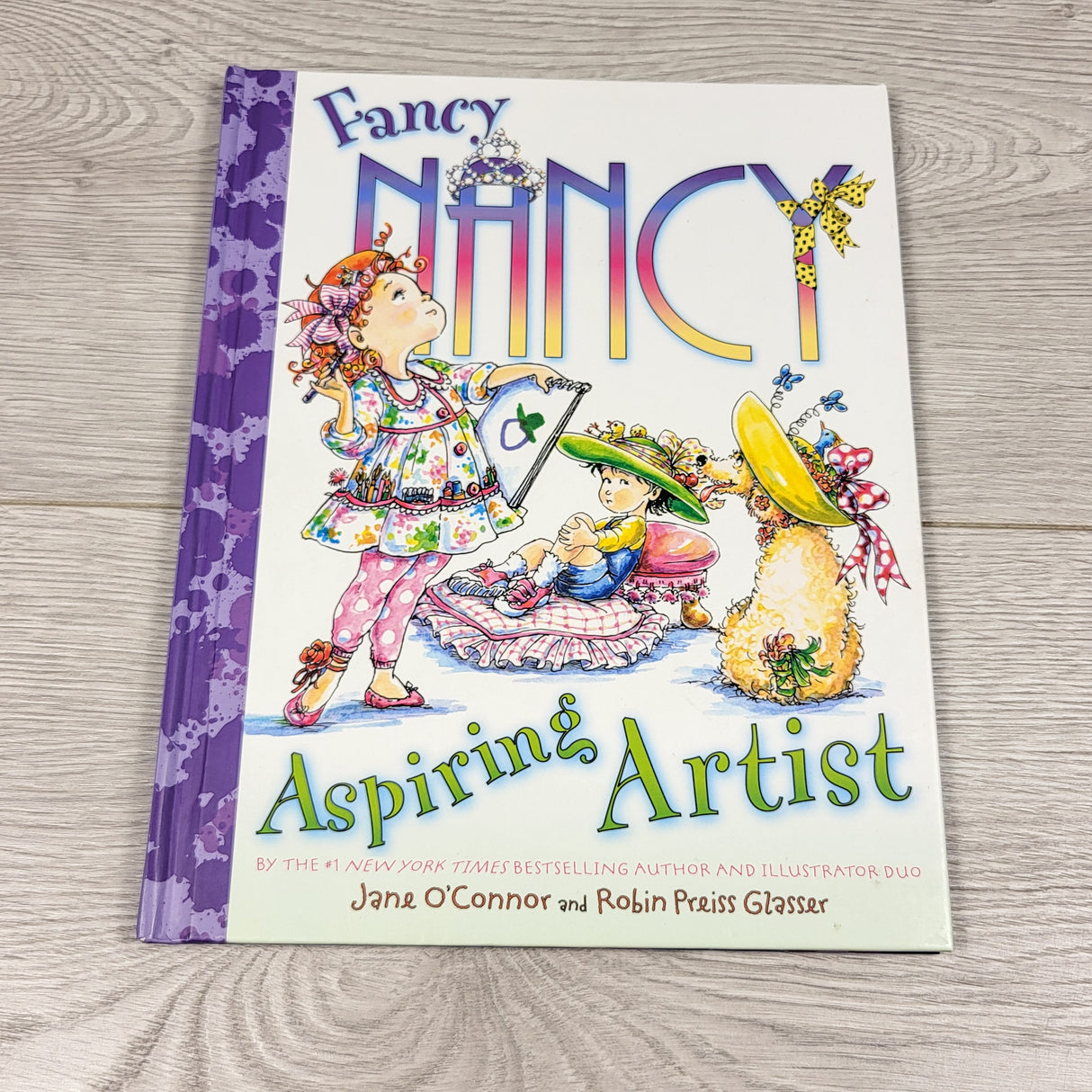 Fancy Nancy: Aspiring Artist. Hardcover book