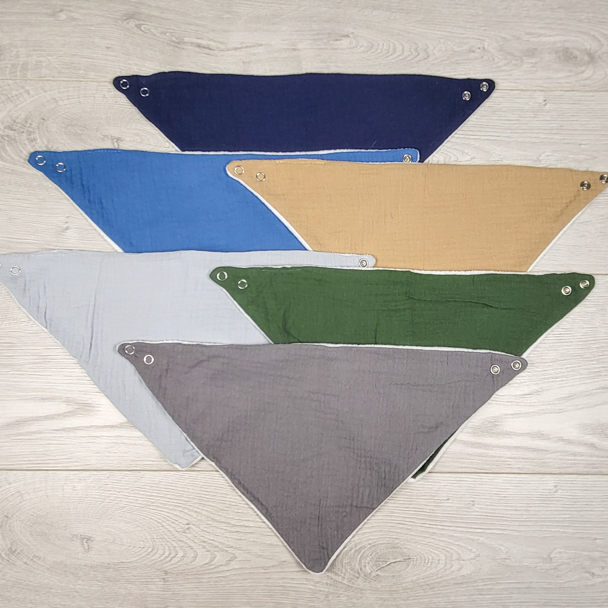 Lot of bandana baby bibs (6pcs)