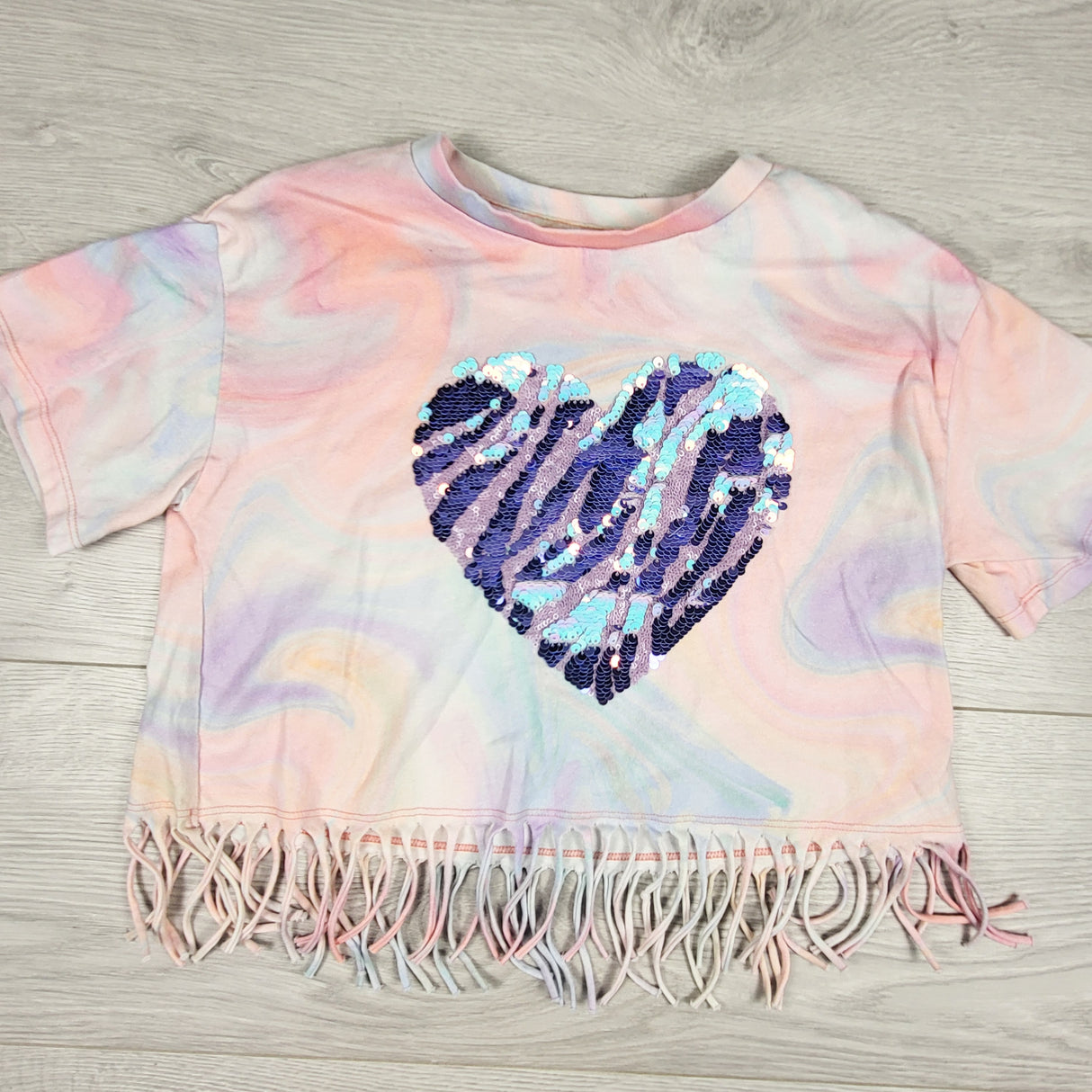 Next marbled top with flip sequin heart. Size 6
