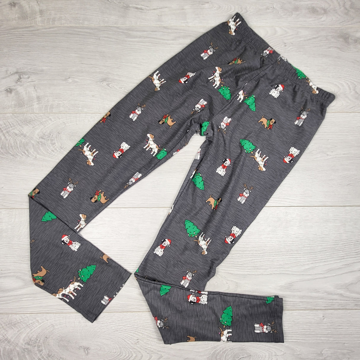 George grey Christmas themed leggings. Size 10/12