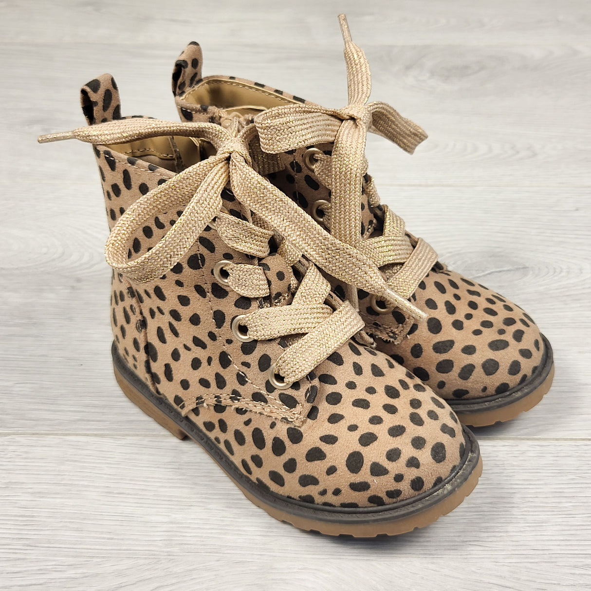 Cat and Jak tan spotted ankle booties. Size 7