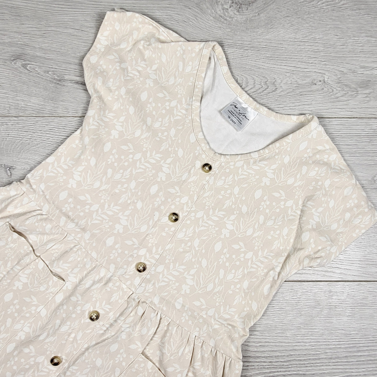Jax and Lennon beige floral print bamboo / cotton blend dress. Size 18-24 months