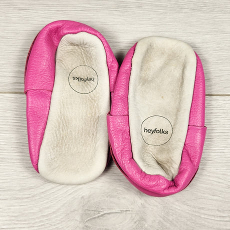Heyfolks pink leather soft soled shoes. Size 3 (infant)