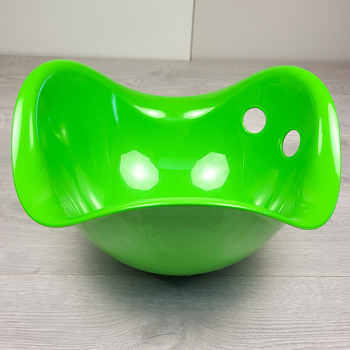 Moluk Bilibo Green open ended toy (sorry, no shipping)