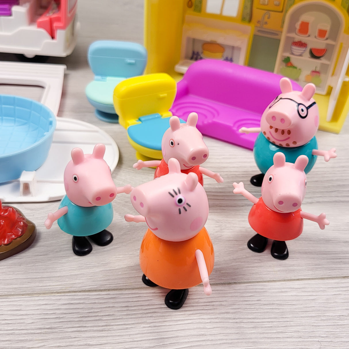 Peppa Pig toy lot (sorry, no shipping)