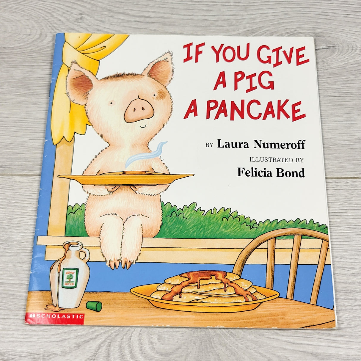 If You Give a Pig a Pancake. Soft cover book