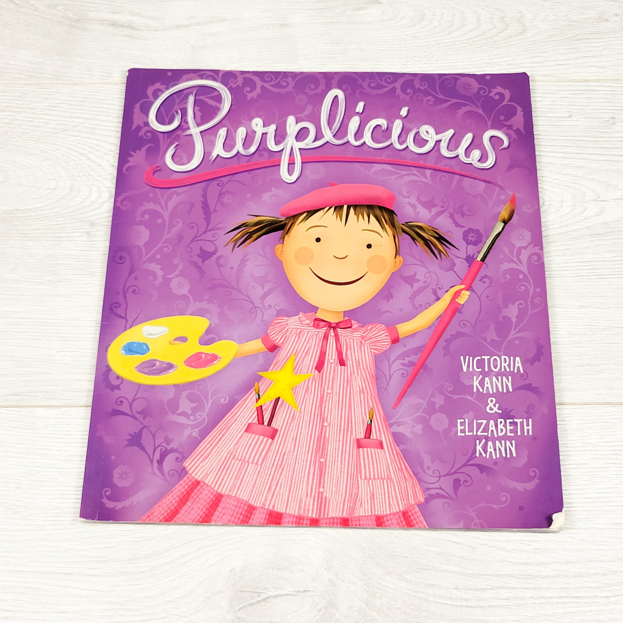 Purplicious. Soft cover book