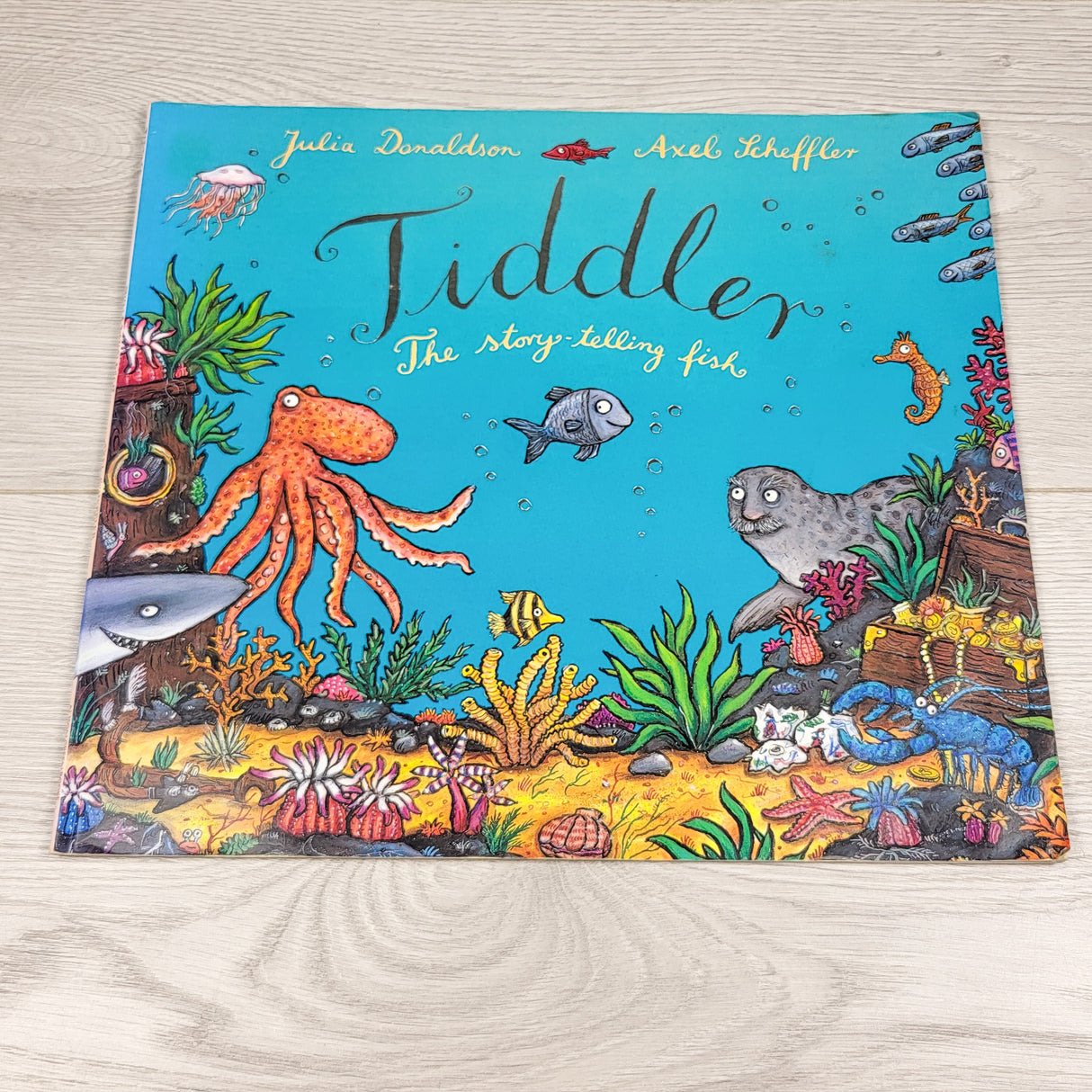 Tiddler the Storytelling Fish. Soft cover book