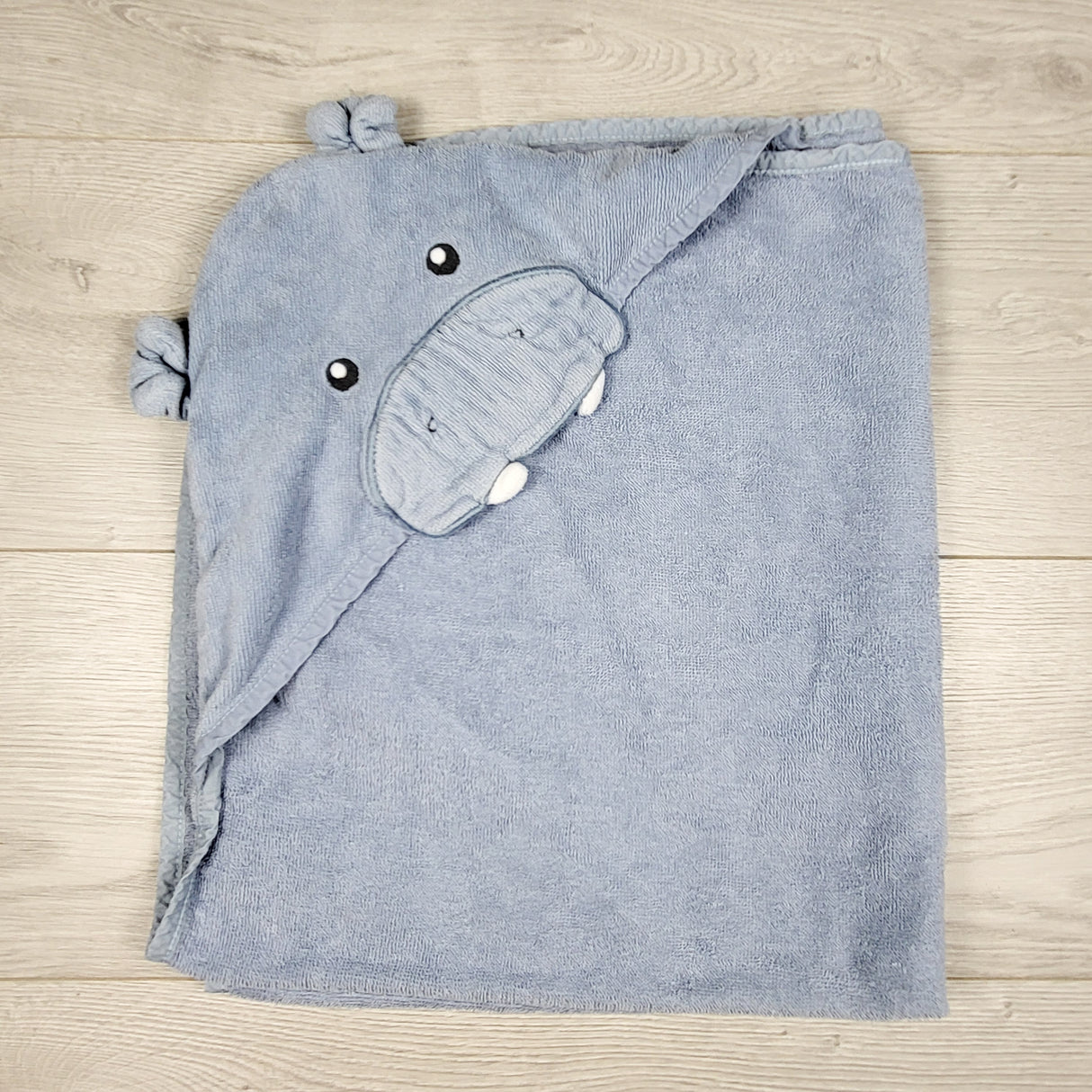 Blue hooded terrycloth towel with hippo
