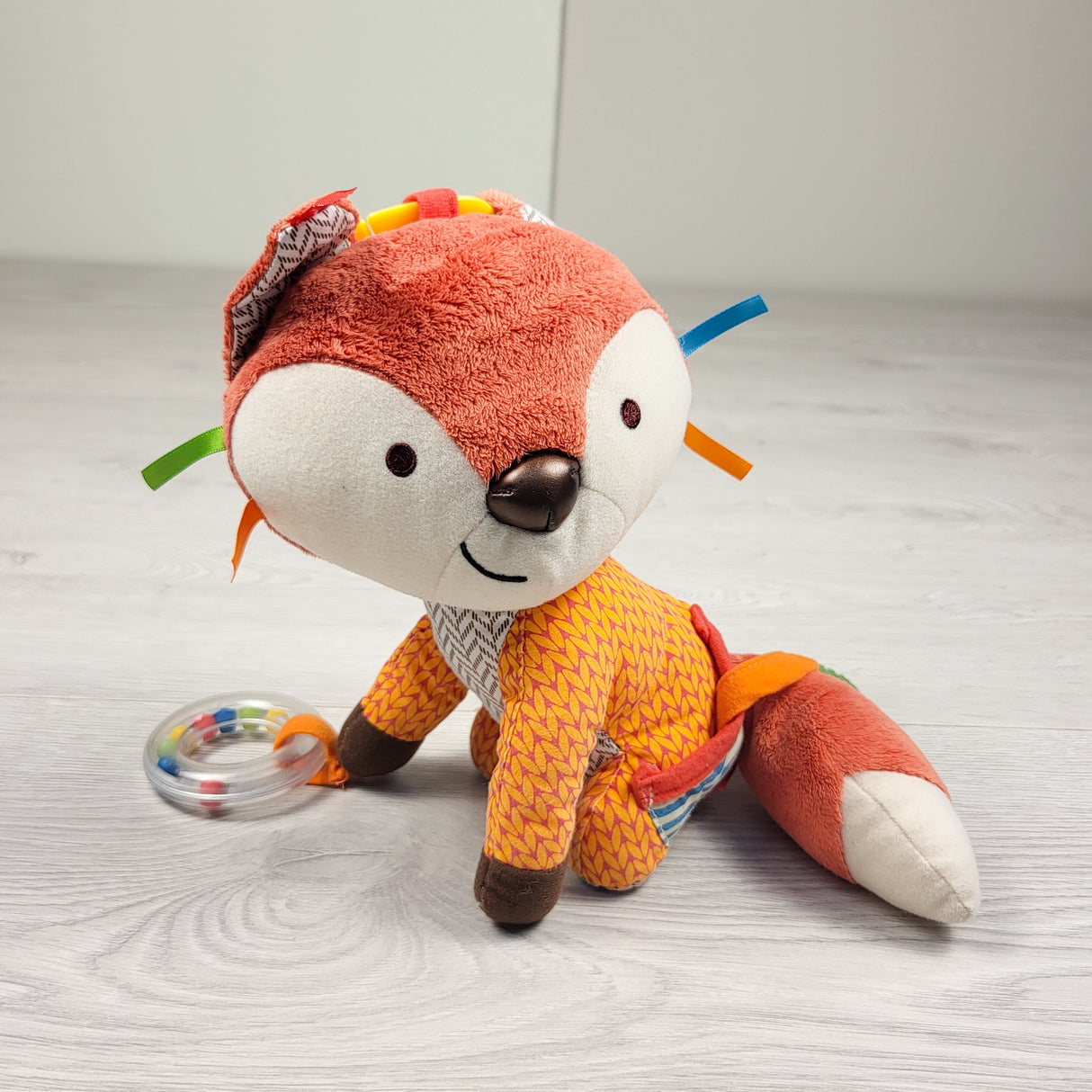 Skip Hop fox banana buddy activity toy