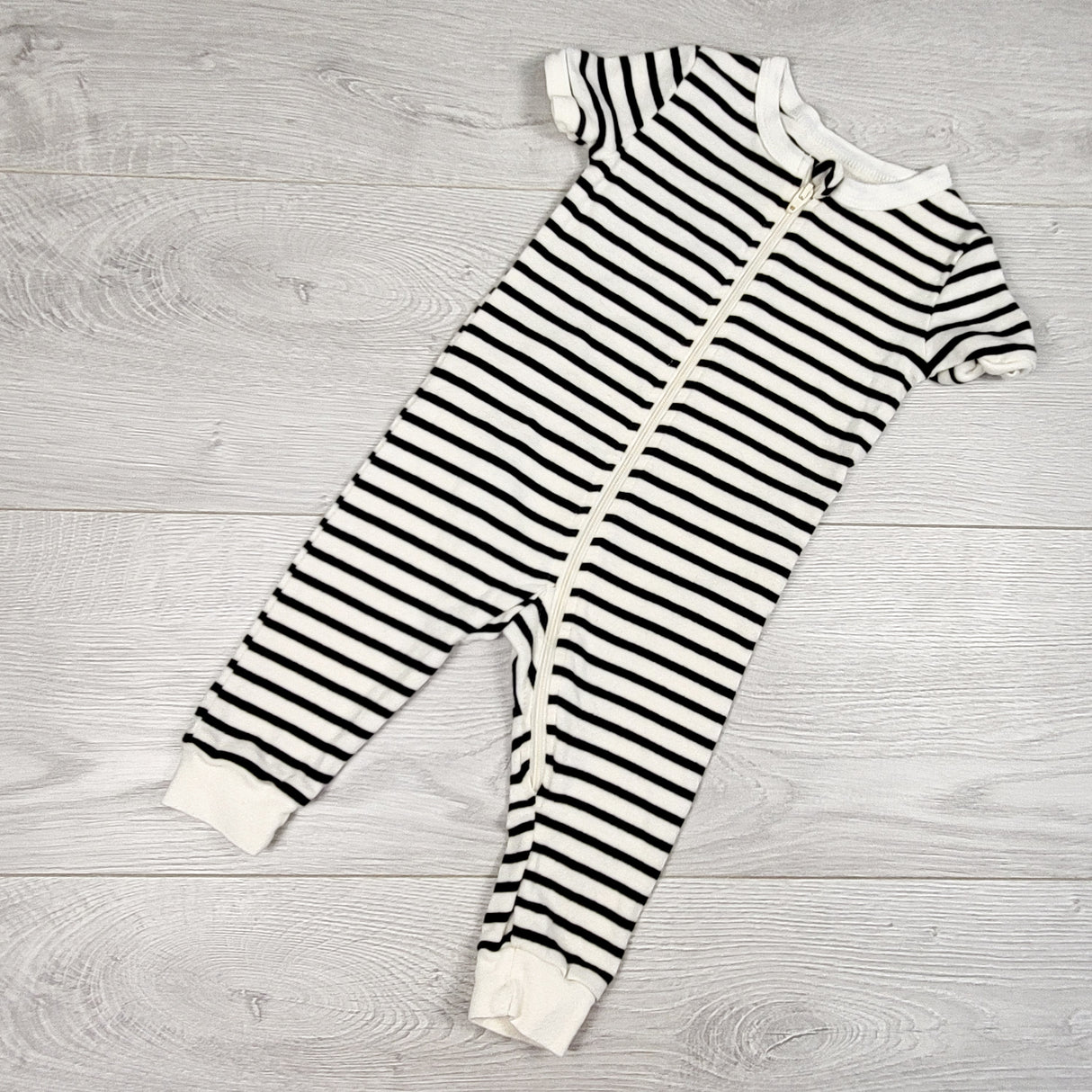 Mini Mioche striped short sleeve romper. Size 3-6 months
