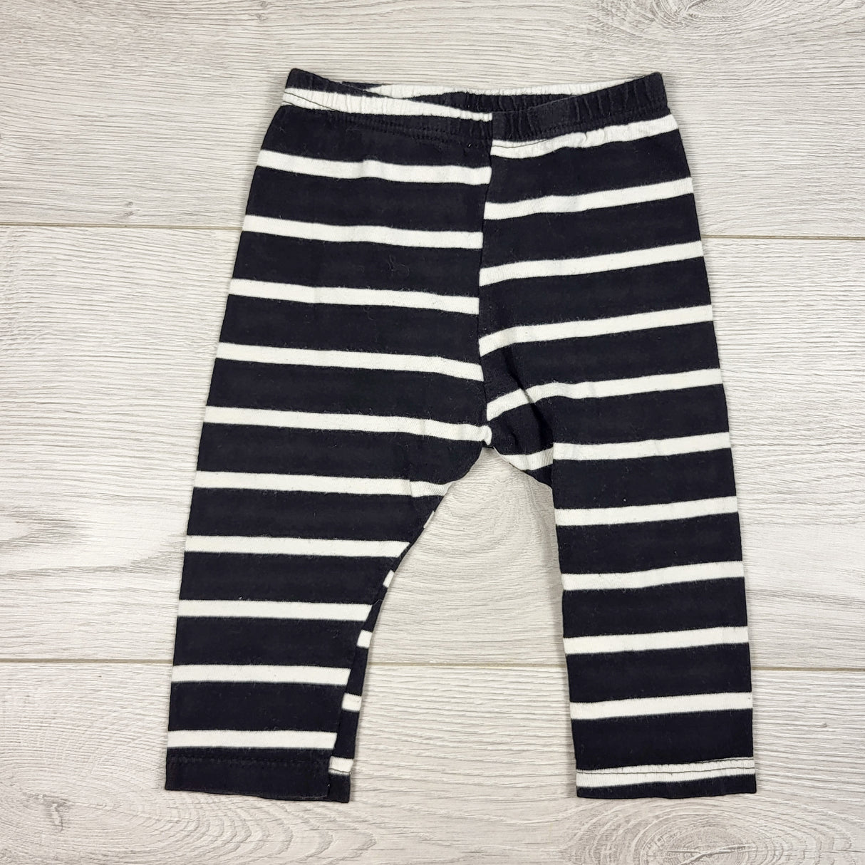Mini Mioche black striped organic cotton leggings. Size 3-6 months