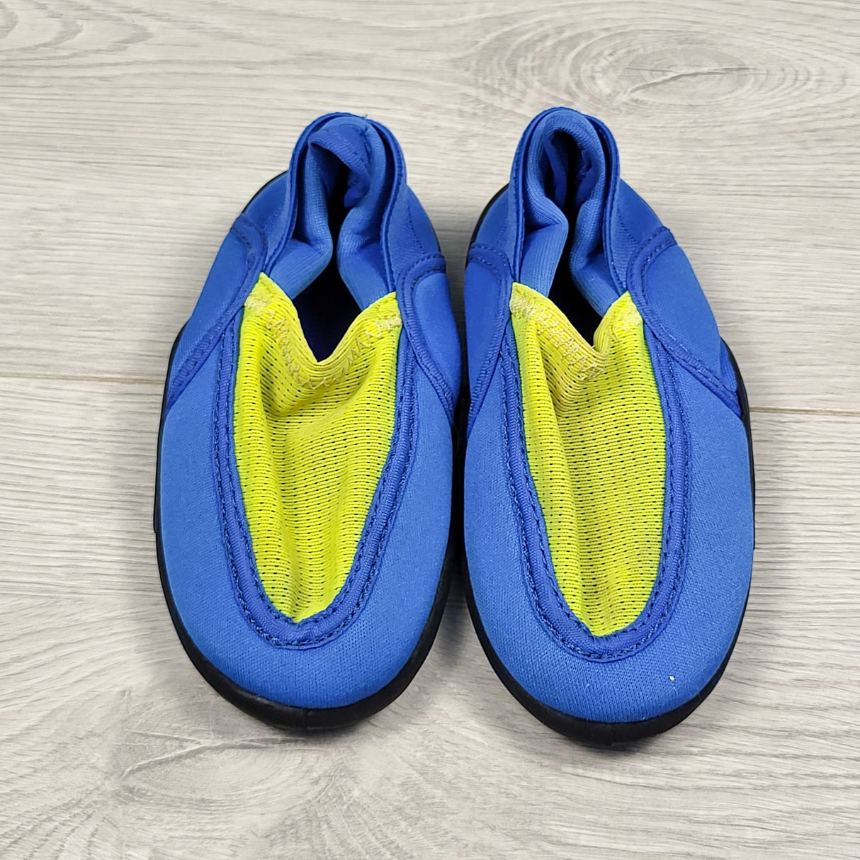 Blue and yellow water / beach shoes. Size 6