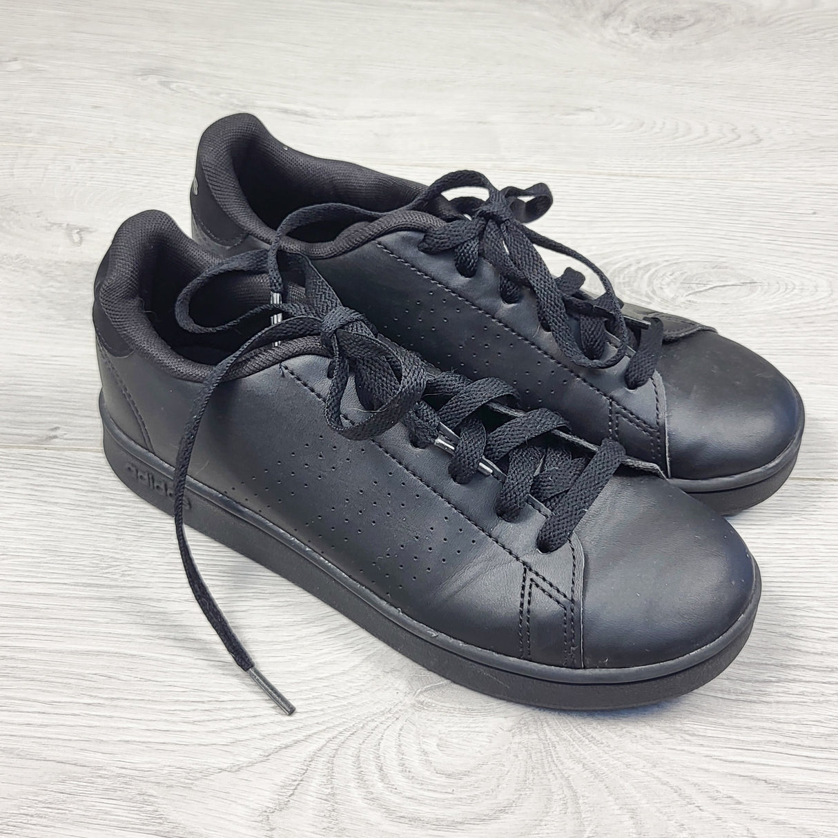 Adidas black "Advantage" sneakers. Youth size 3