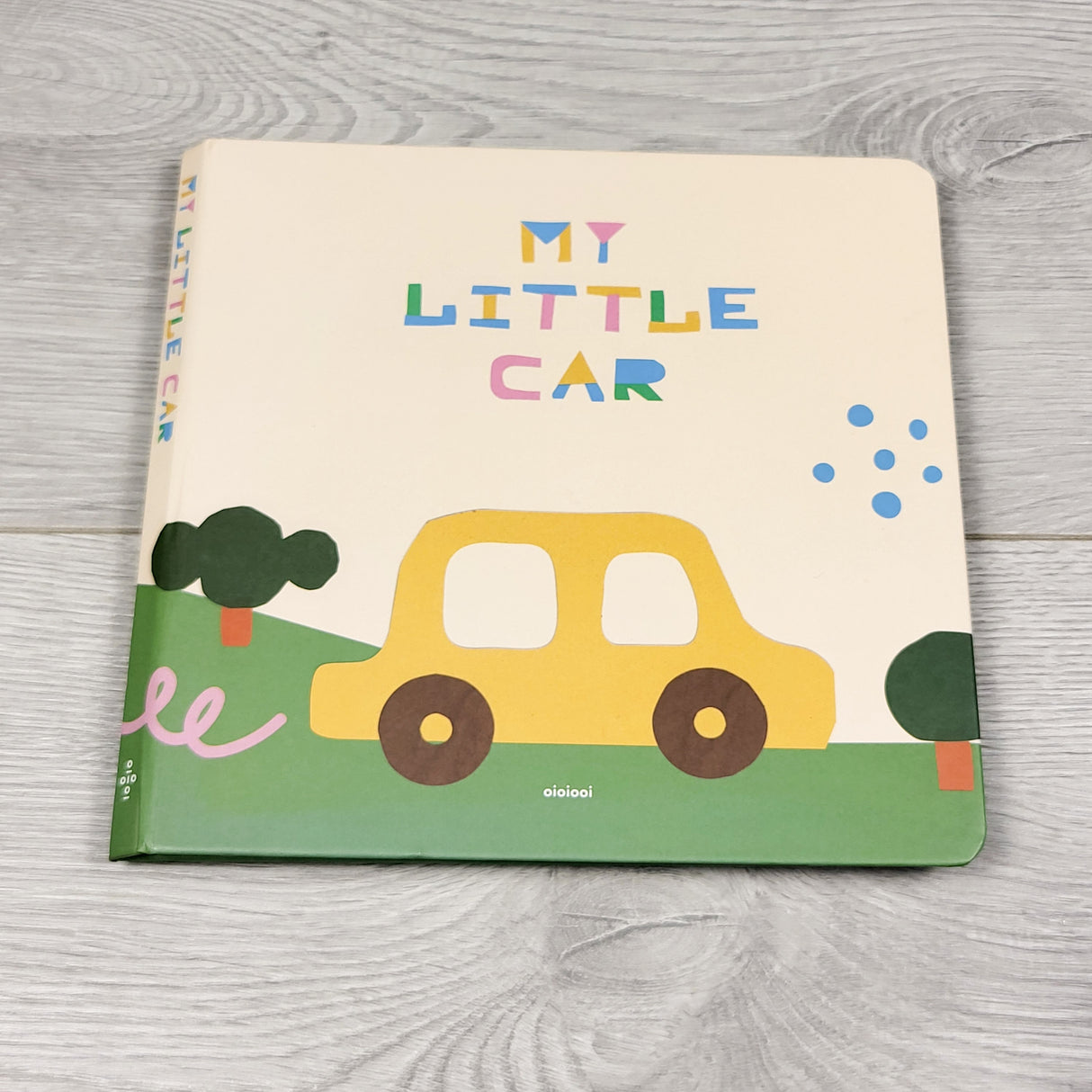 My Little Car. Picture book with fold-out pages