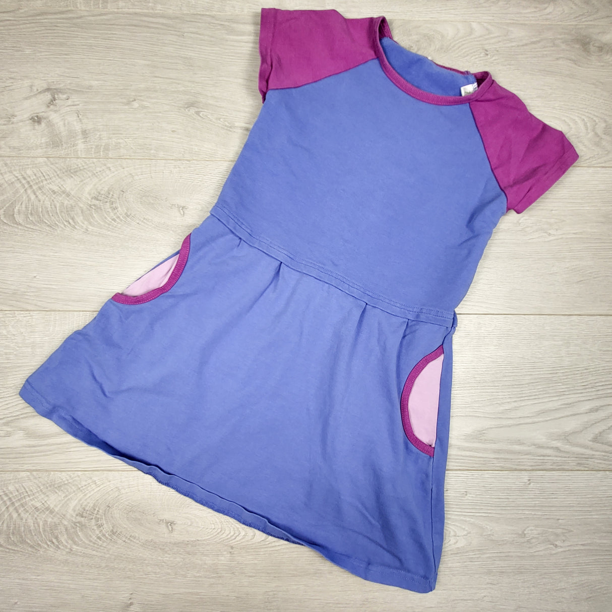 Peekaboo Beans blue and purple raglan dress. Size 7