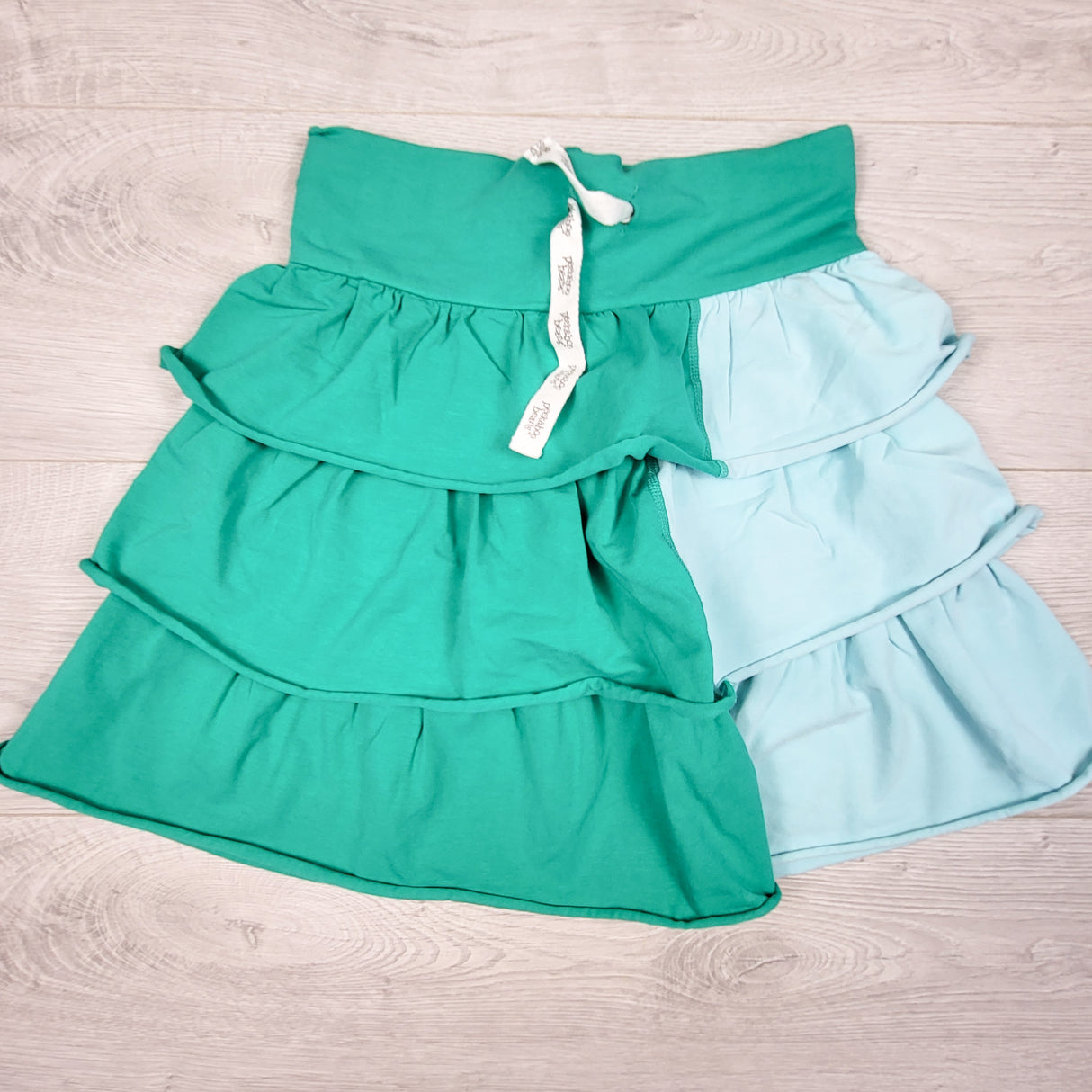 Peekaboo Beans green and mint tiered skirt. Size 10