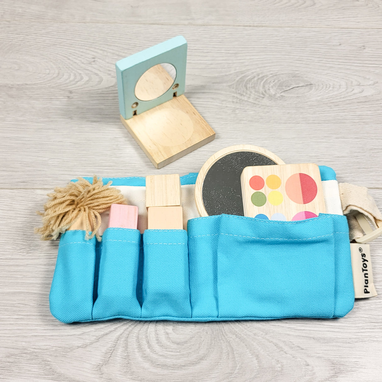 PlanToys wooden make-up set