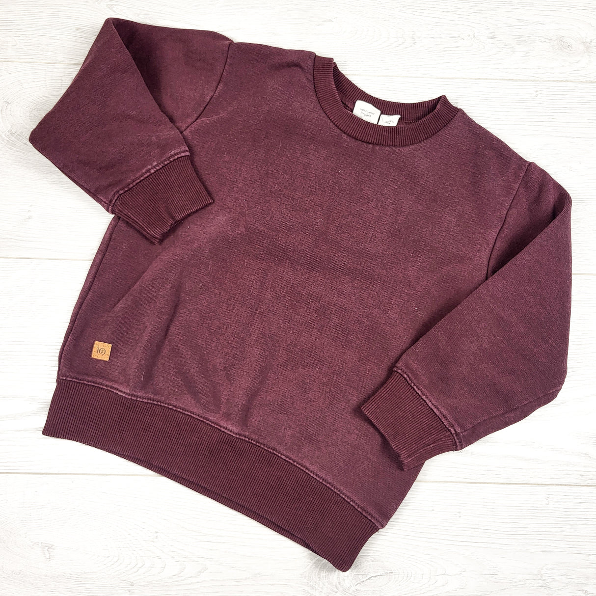Tentree Treefleece crewneck sweater in "mulberry." Size 4T