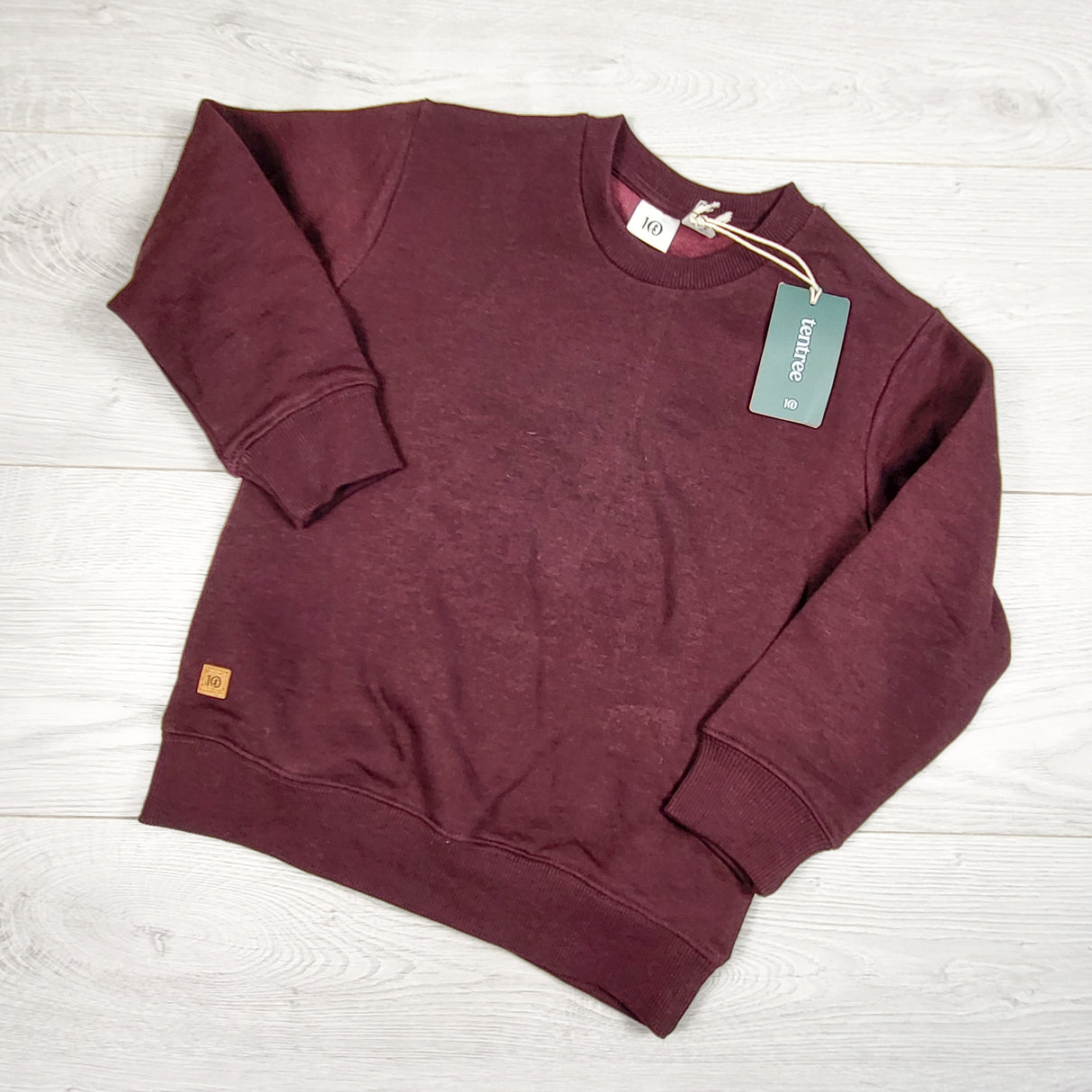 NEW - Tentree treefleece crewneck sweater in mulberry colour. Size 4T