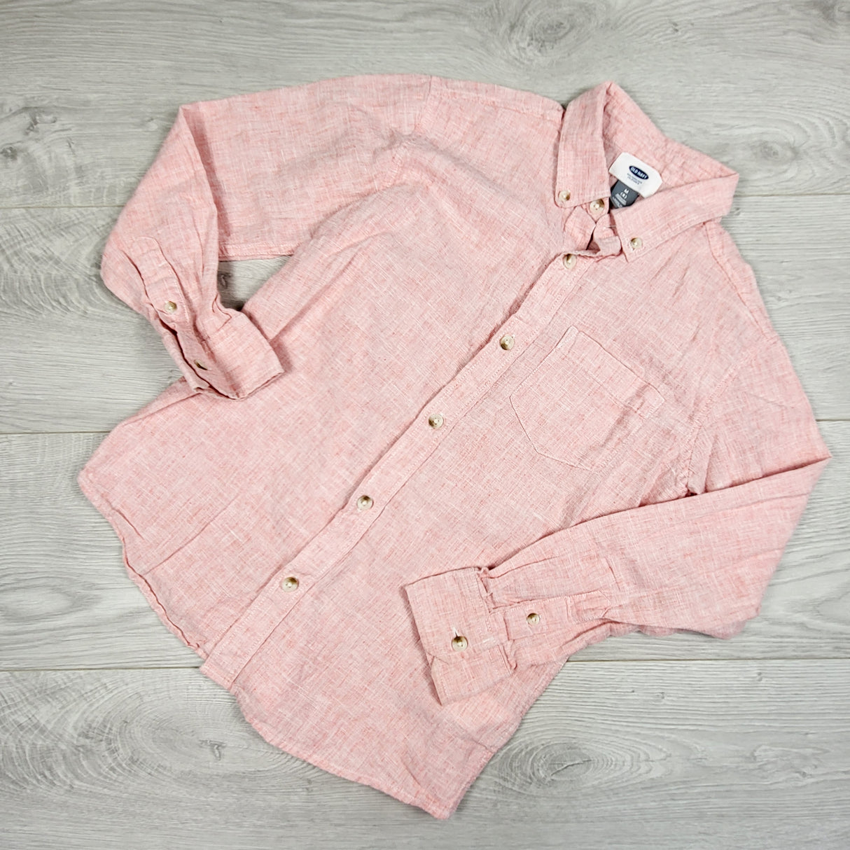 Old Navy pinky-coral cotton/linen blend button down shirt. Size 8