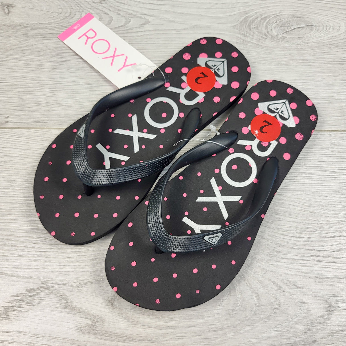 NEW - Roxy flip flop sanadals. Youth size 2