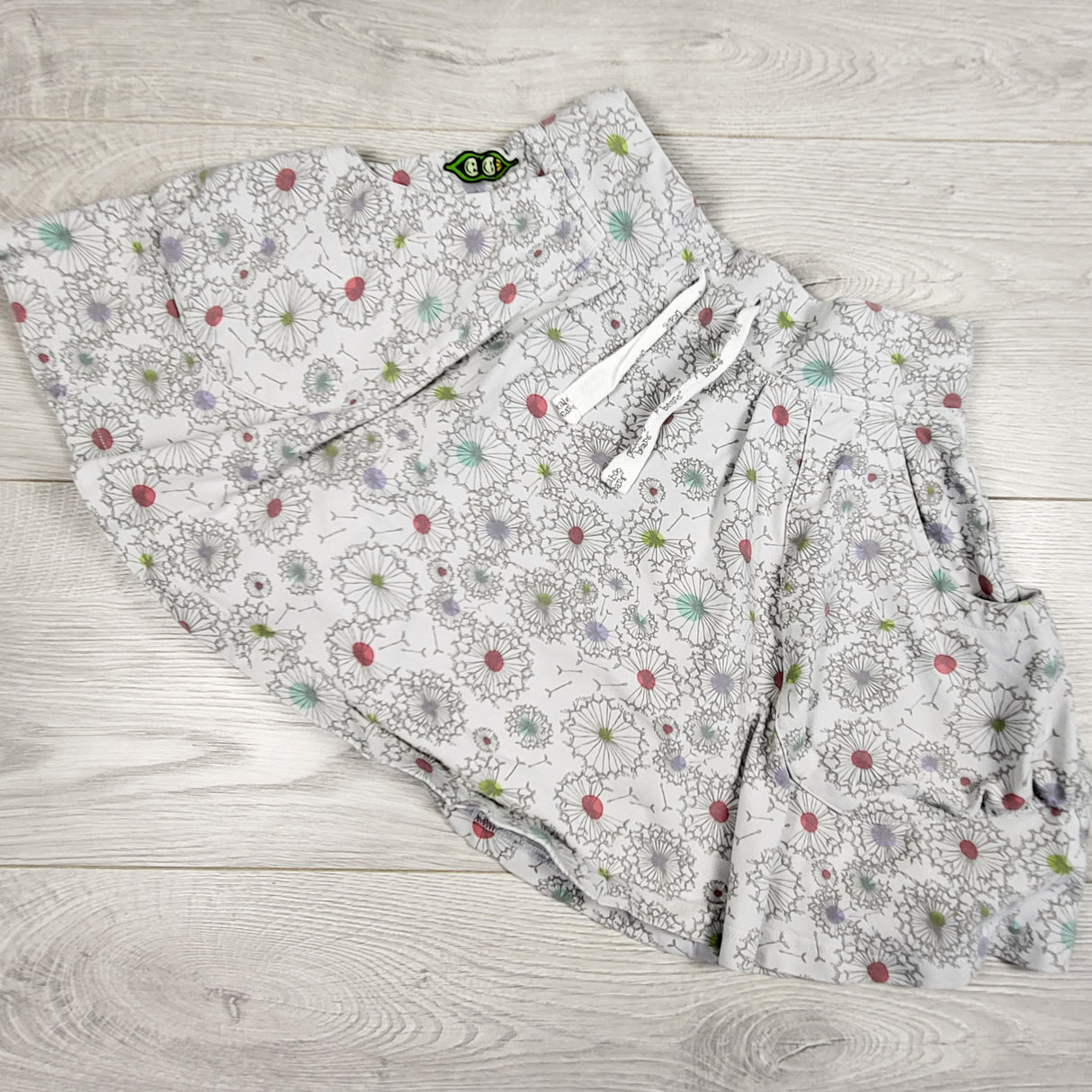 Peekaboo Beans grey skirt with wishing flowers. Size 7