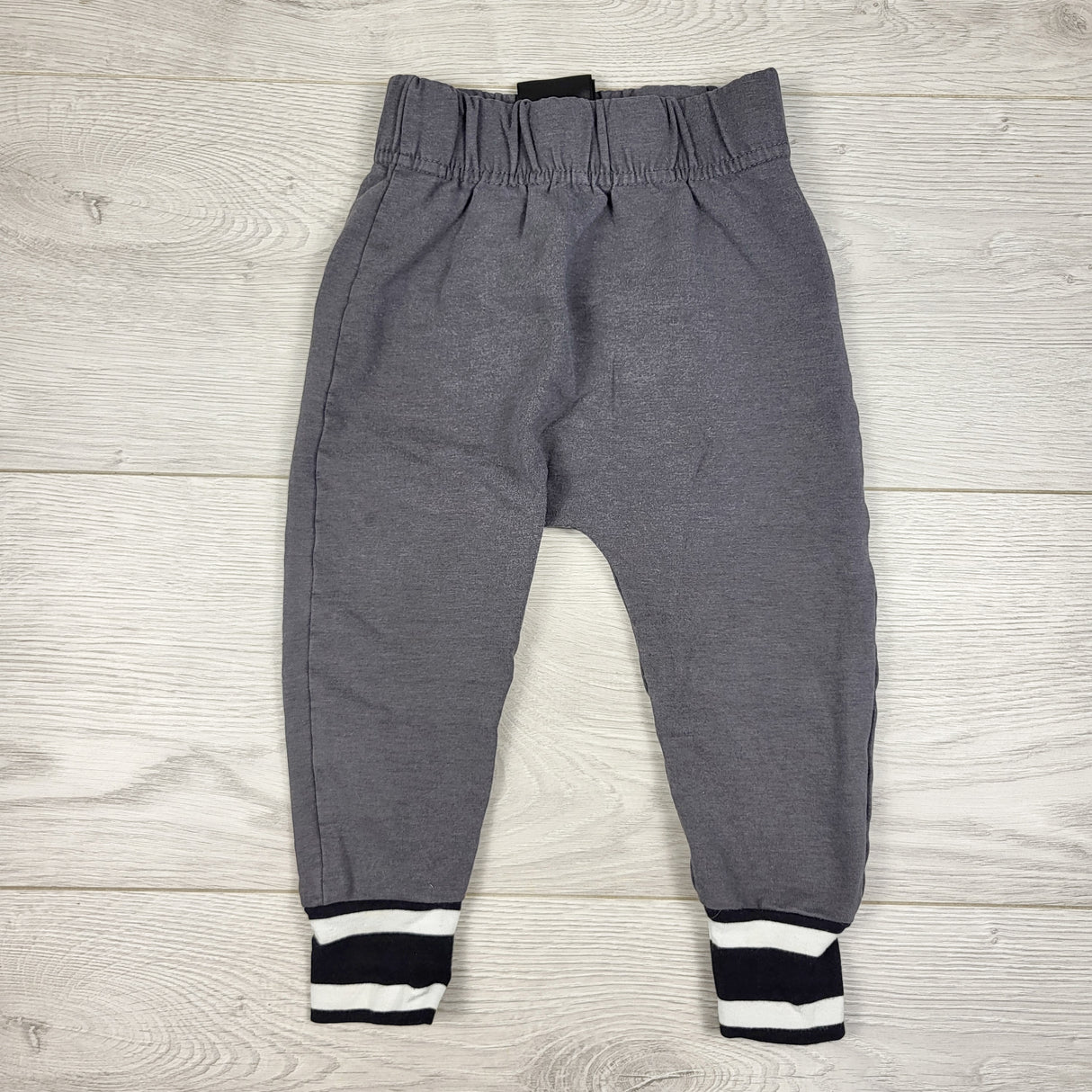 Whistle and Flute grey cotton/bamboo blend pants. Size 12-18 months