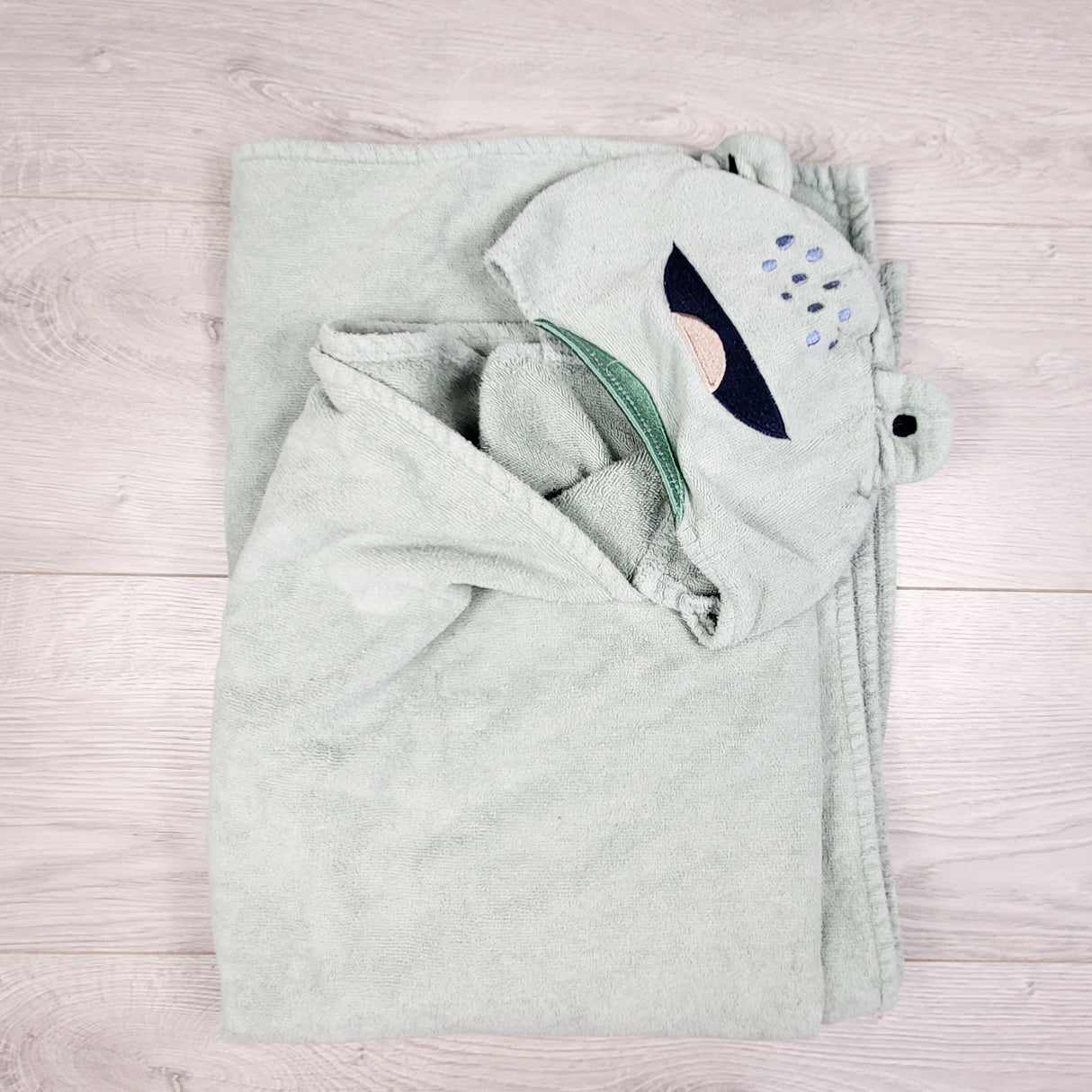 Life at Home green hooded terrycloth frog towel