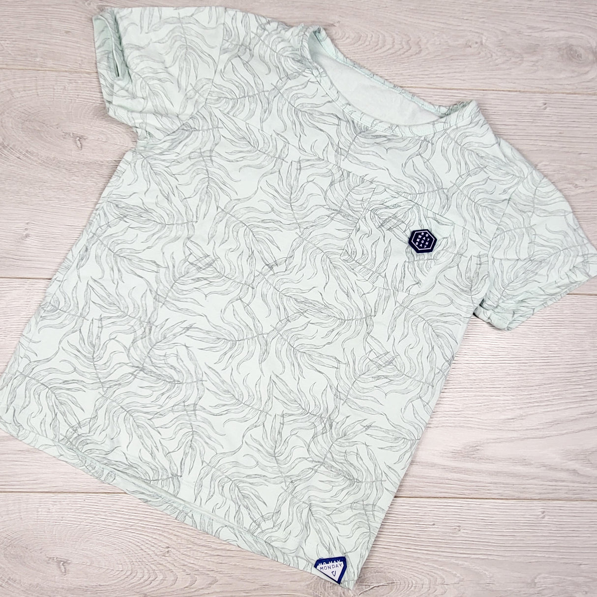 No Way Monday mint green botanical print t-shirt. Sizes like a 4T