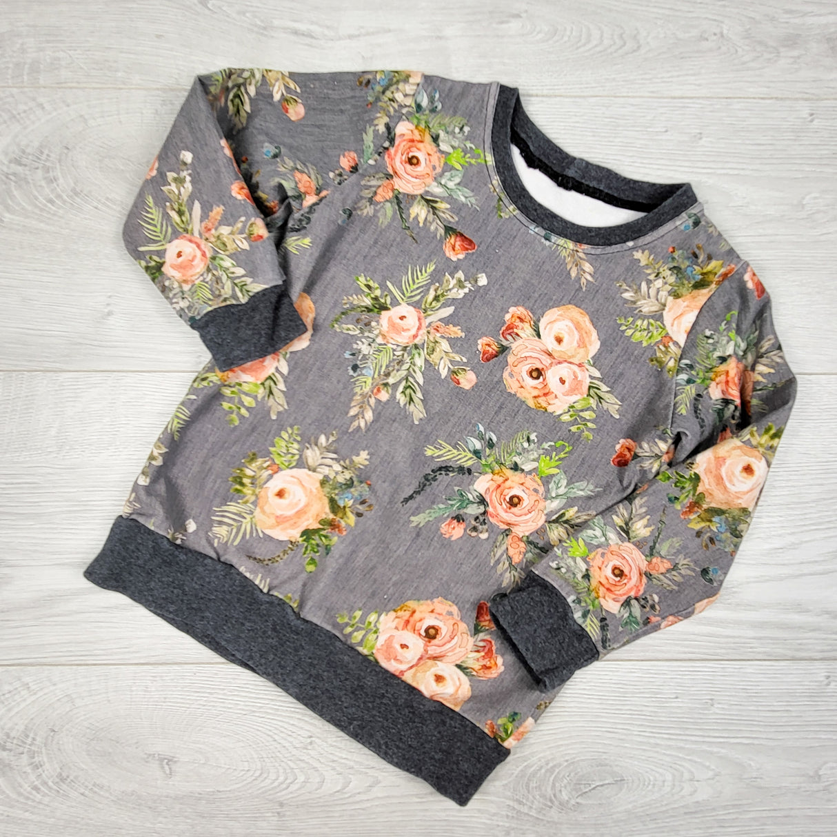 Purple Protea handmade grey floral print pullover. Size 3T