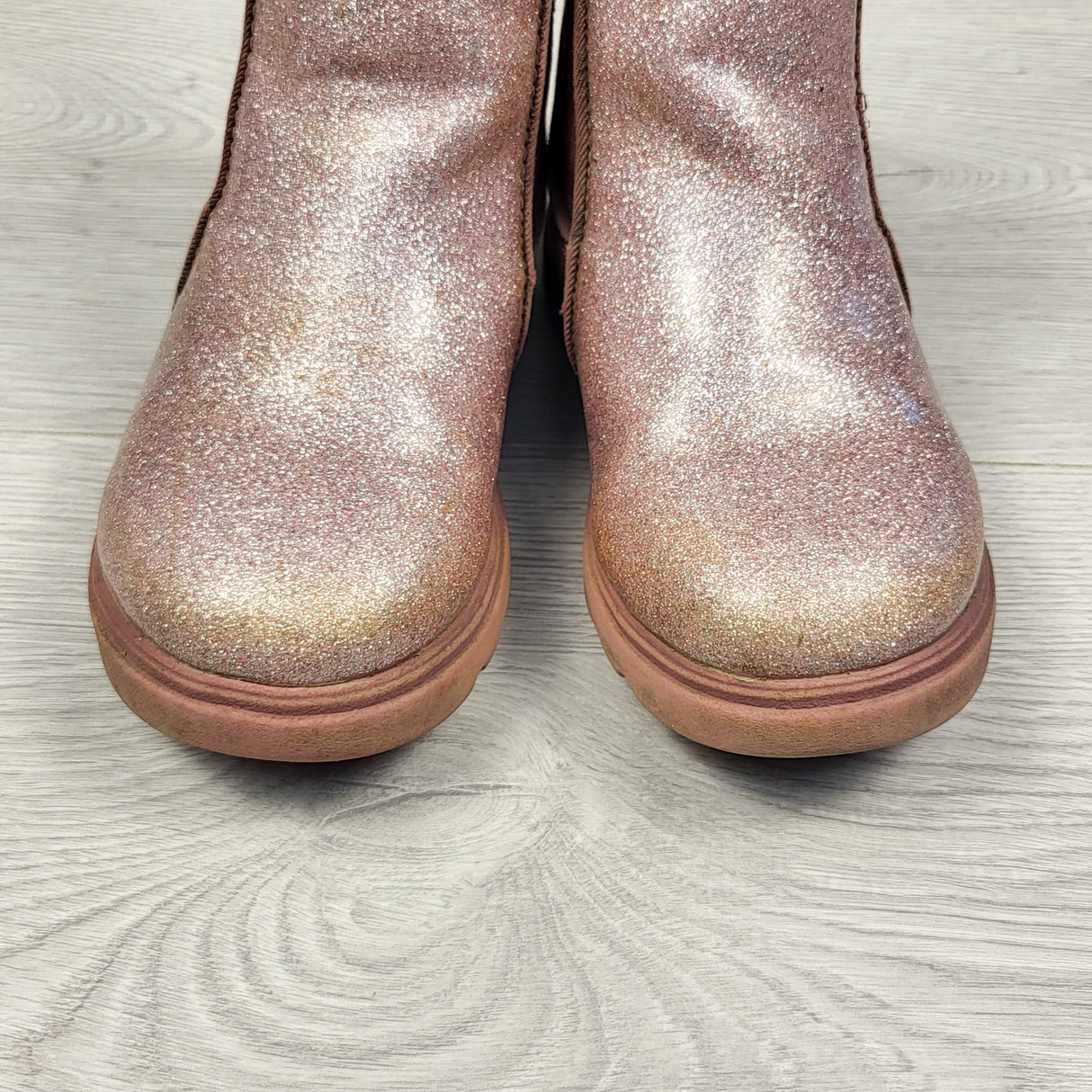 Native pink sparkle rain boots. Size 10 - AS IS