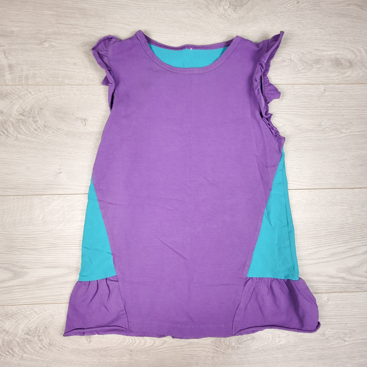 Peekaboo Beans purple and teal tunic top. Size 8