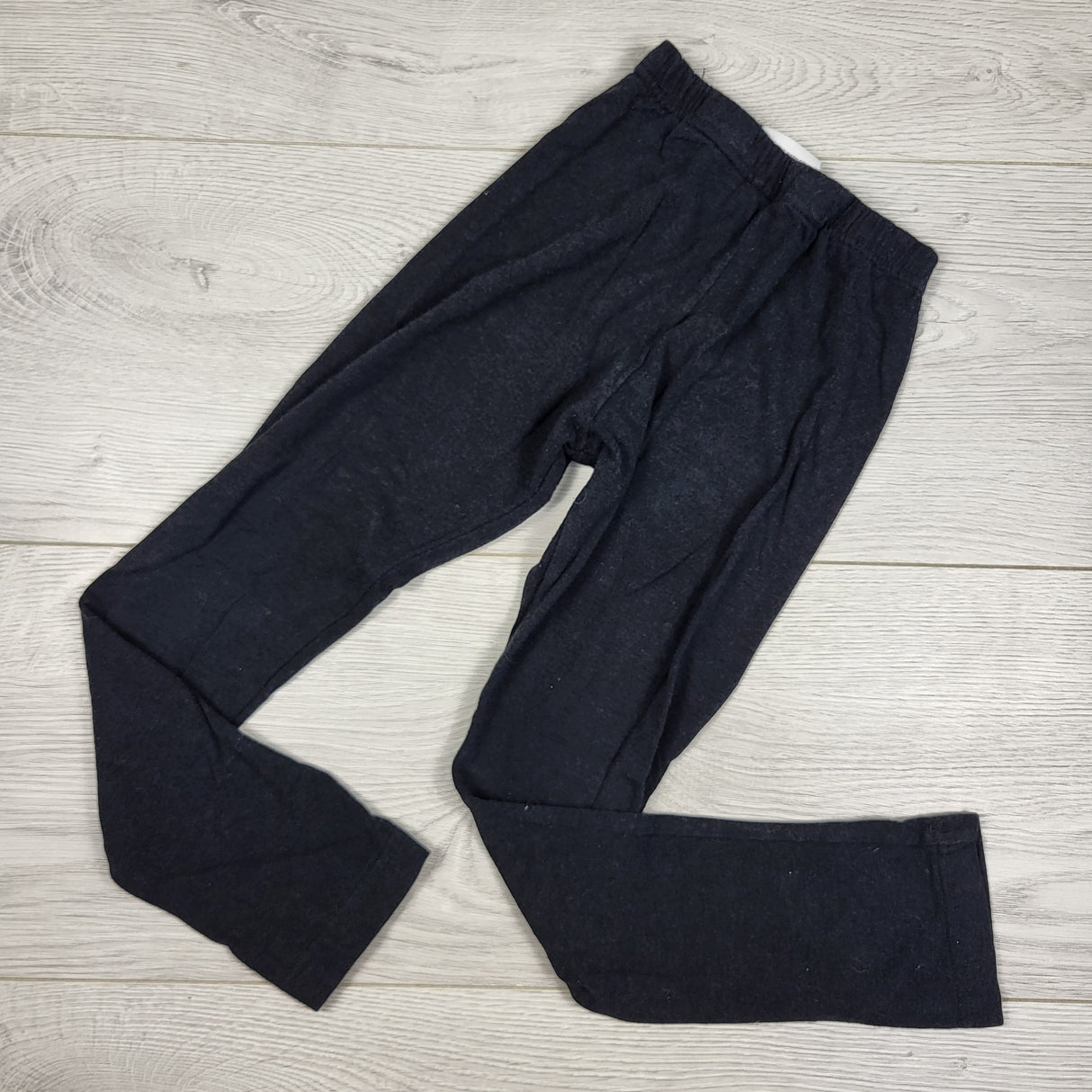 Little and Lively black bamboo leggings. Size 4T