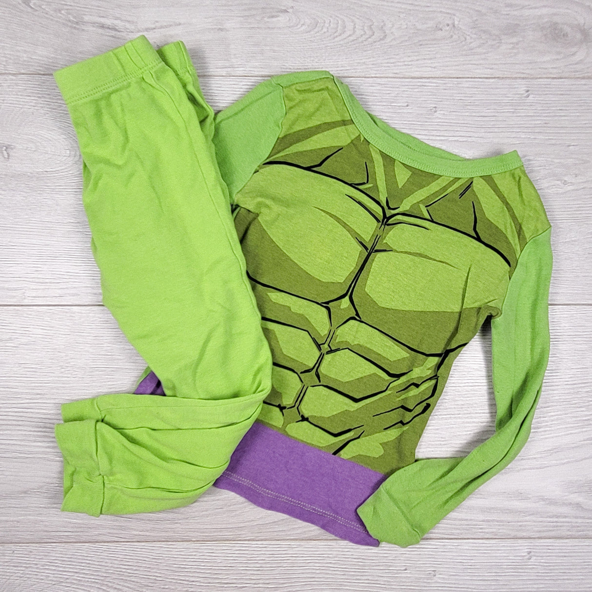Joe Fresh green 2pc Hulk PJs. Size 3T